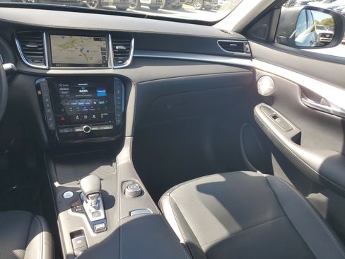 Used 2022 INFINITI QX50 Essential image 18