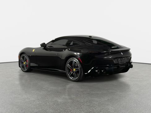 Used 2023 Ferrari Roma RWD image 10