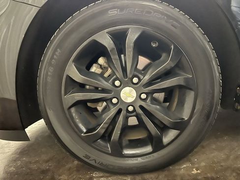 Used 2019 Chevrolet Cruze LT w/ LT Fleet Convenience Package image 10