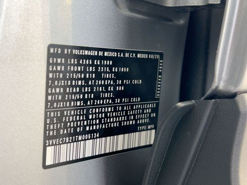 New 2026 Volkswagen Taos SE image 21