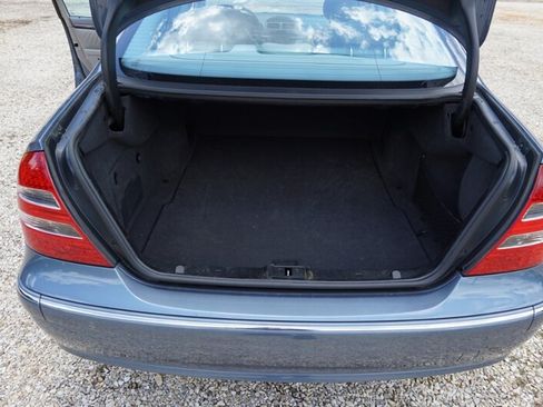 Used 2004 Mercedes-Benz E 500 4MATIC Sedan image 24
