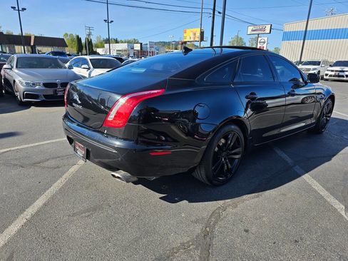 Used 2013 Jaguar XJ image 5