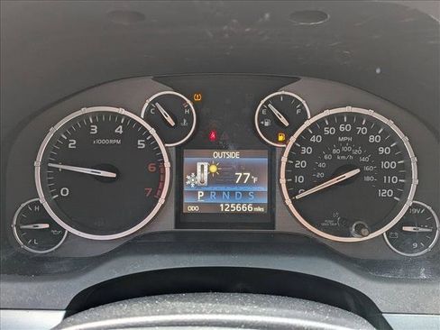 Used 2014 Toyota Tundra Platinum AWD/4WD image 12