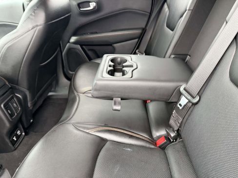 Used 2020 Jeep Compass Limited image 14