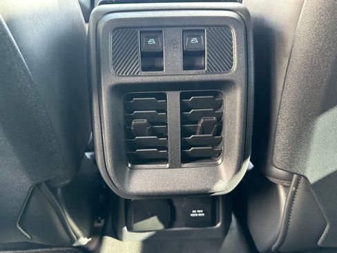 New 2025 Ford Bronco Badlands image 22