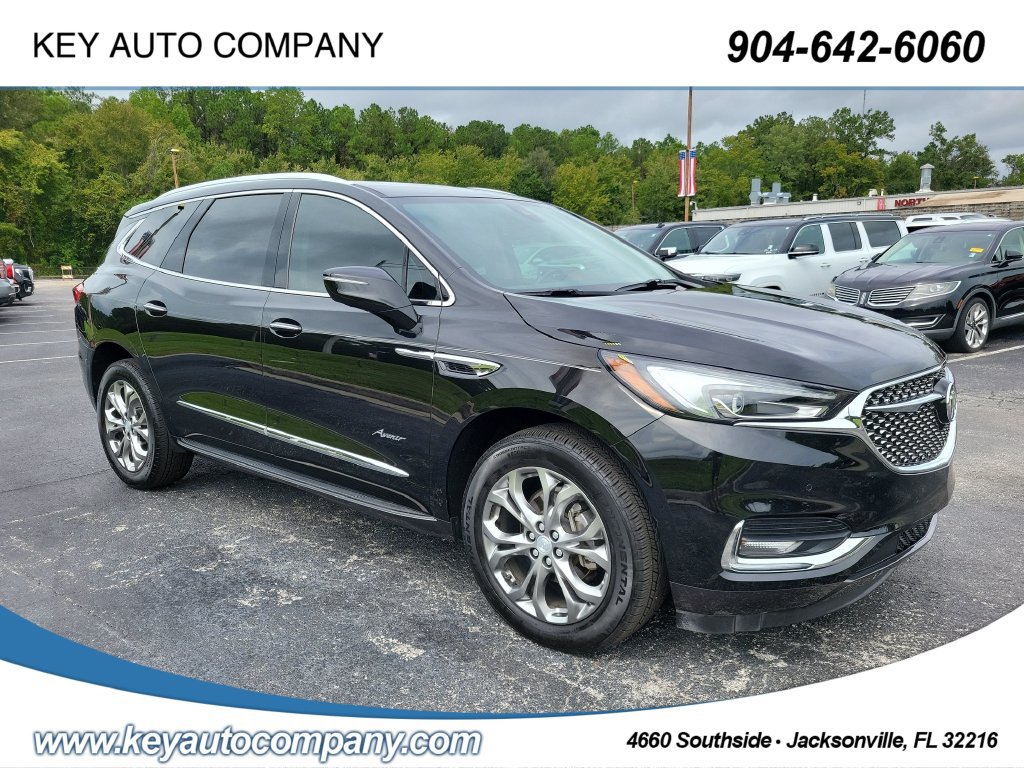Used 2018 Buick Enclave Avenir w/ Avenir Technology Package FWD image 1