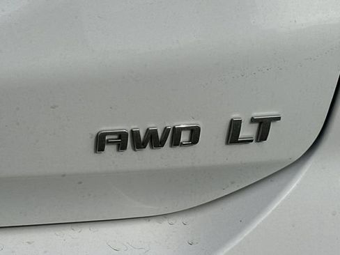 Used 2024 Chevrolet Equinox LT AWD/4WD image 32