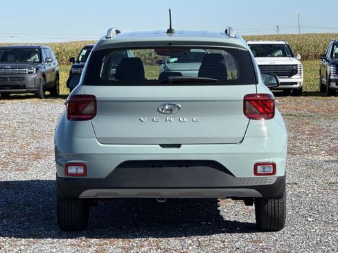 New 2026 Hyundai Venue SEL image 14