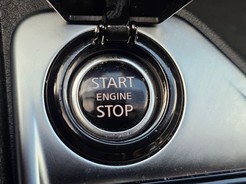 Used 2022 Nissan Sentra SV w/ Trunk Package image 22