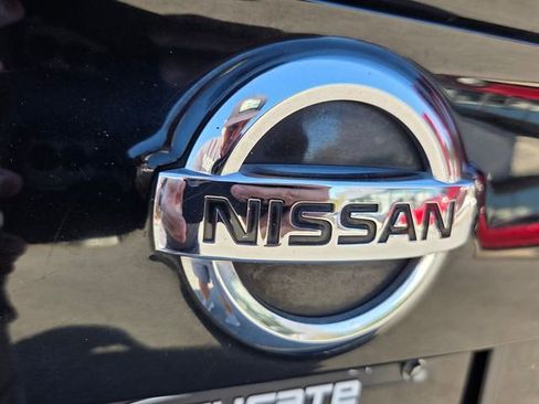 Used 2019 Nissan Rogue Sport S image 13