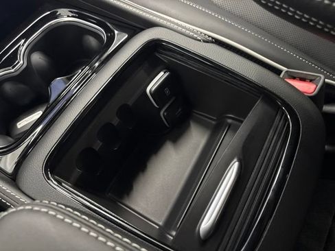 New 2027 Chrysler Pacifica Limited AWD/4WD image 41