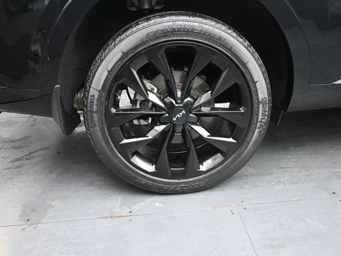 Used 2022 Kia Sorento SX image 10