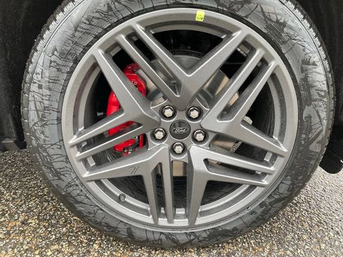 New 2026 Ford Explorer ST-Line image 6