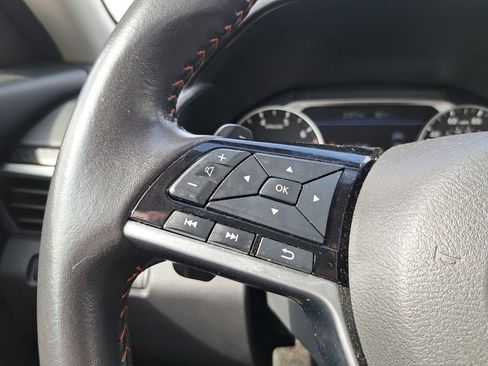 Used 2024 Nissan Altima 2.5 SR w/ SR Premium Package image 14