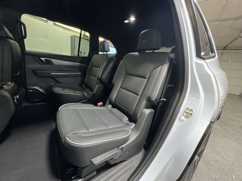 New 2026 Buick Enclave Sport Touring w/ Power Package image 25