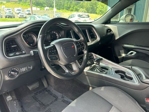 Used 2019 Dodge Challenger GT w/ Blacktop Package AWD/4WD image 15