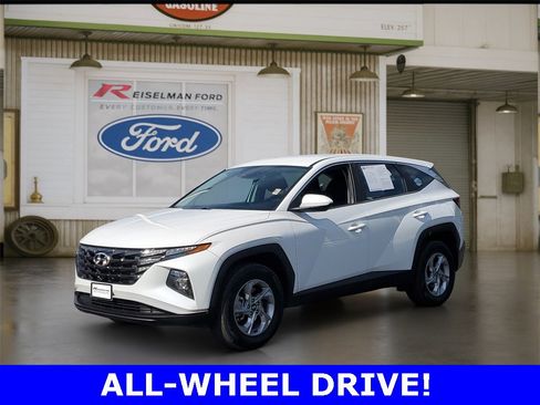 Used 2022 Hyundai Tucson SE image 2