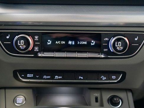 Certified 2024 Audi Q5 2.0T Premium Plus w/ Premium Plus Package AWD/4WD image 12