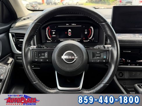 Used 2024 Nissan Rogue SL AWD/4WD image 17