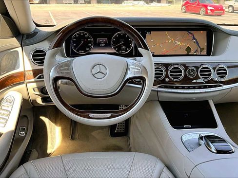Used 2015 Mercedes-Benz S 550 Sedan image 6