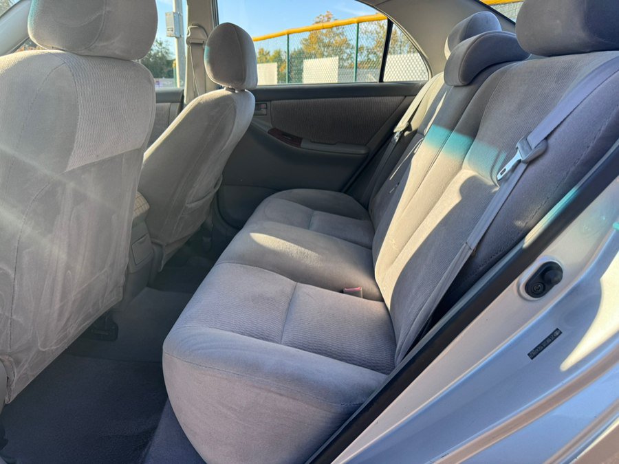 Used 2005 Toyota Corolla LE w/ Audio Value Pkg FWD image 8