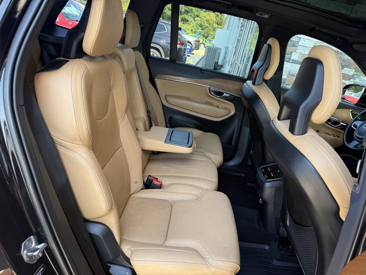 Used 2018 Volvo XC90 T6 Inscription w/ Convenience Package AWD/4WD image 15