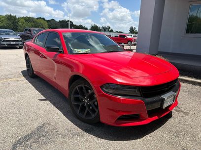 Used 2020 Dodge Charger SXT w/ Blacktop Package