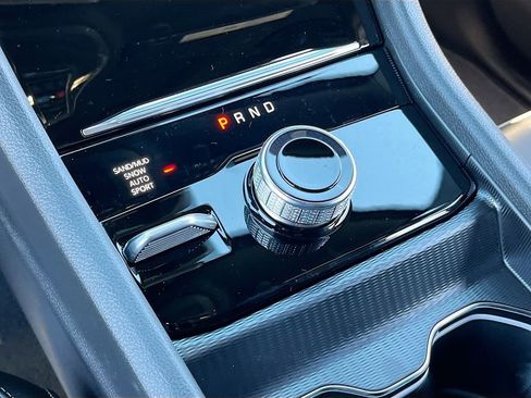 New 2025 Jeep Grand Cherokee Limited image 17