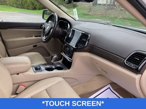 Used 2021 Jeep Grand Cherokee Overland w/ Protech Group AWD/4WD image 11