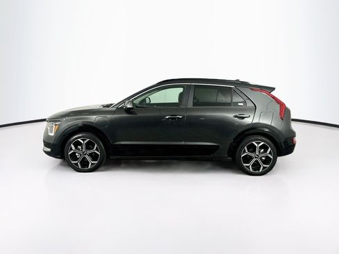Used 2024 Kia Niro SX Touring FWD image 4
