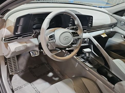 New 2026 Hyundai Elantra SEL Sport Premium FWD image 15