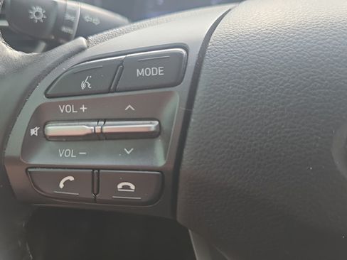 Used 2021 Hyundai Kona SEL FWD image 23