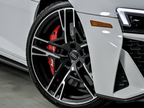 Used 2020 Audi R8 V10 performance image 4