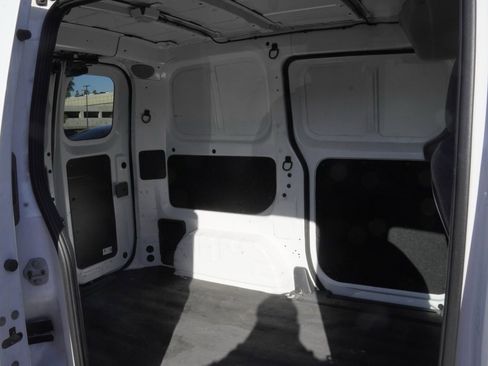 Certified 2021 Nissan NV200 S w/ Back Door Glass Package image 17