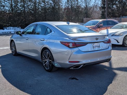 Certified 2023 Lexus ES 350 w/ Premium Package image 5