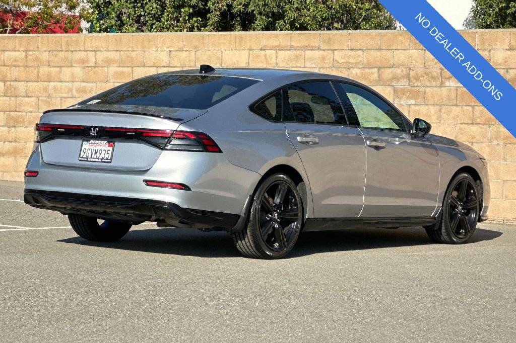 Used 2023 Honda Accord Sport image 4