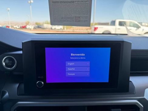 Certified 2025 Toyota 4Runner SR5 AWD/4WD image 22