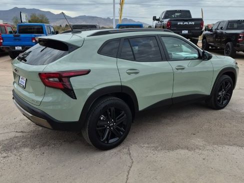 Used 2025 Chevrolet Trax ACTIV w/ Driver Confidence Package image 5