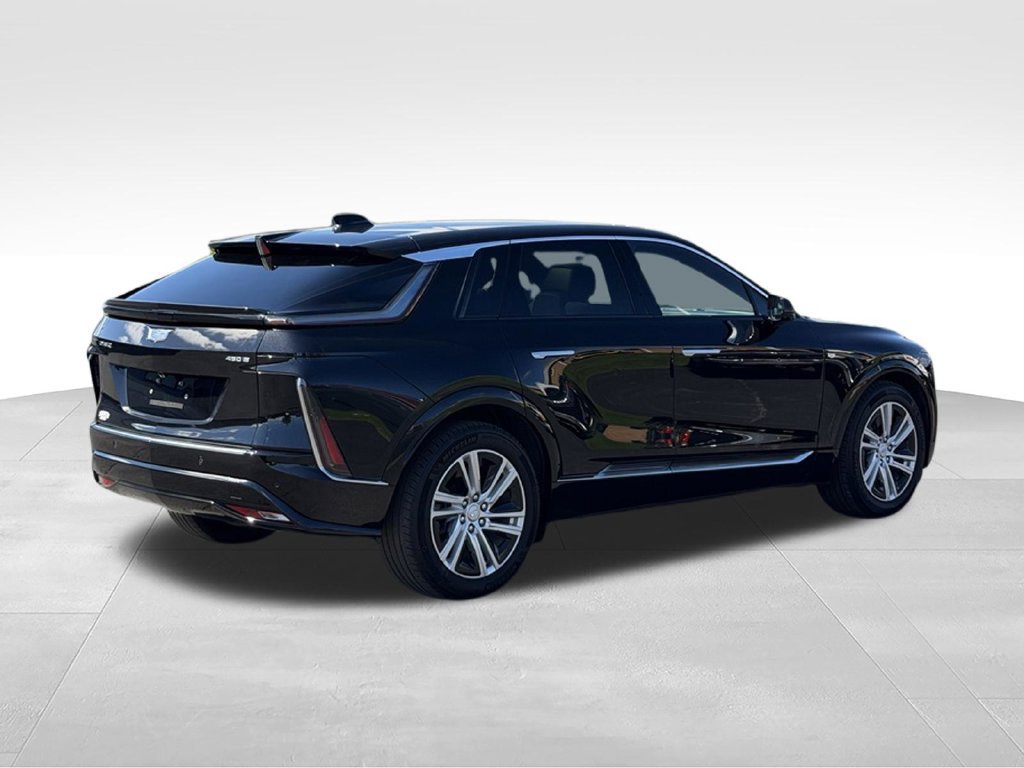 Used 2024 Cadillac Lyriq Tech w/ Driver Assist Package RWD image 17