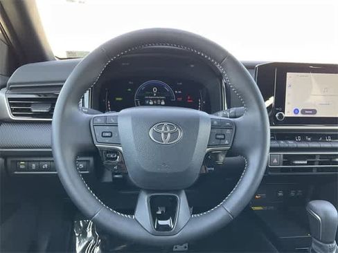 Certified 2025 Toyota Camry SE image 19