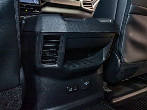 Used 2023 Toyota Tundra Limited image 23