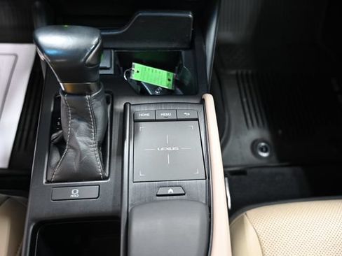 Used 2021 Lexus ES 250 w/ Premium Package AWD/4WD image 21