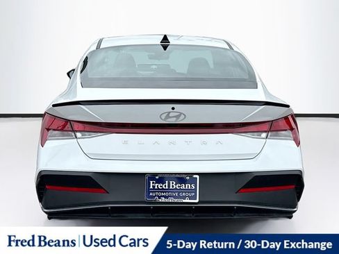 Certified 2026 Hyundai Elantra Sport FWD image 7