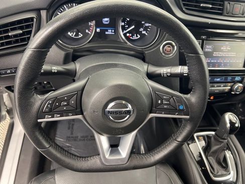 Used 2019 Nissan Rogue SL image 22