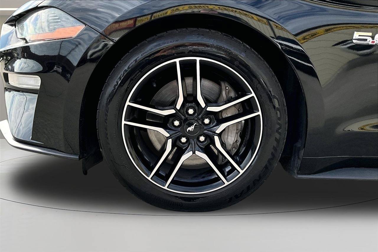 Used 2020 Ford Mustang GT Premium RWD image 35
