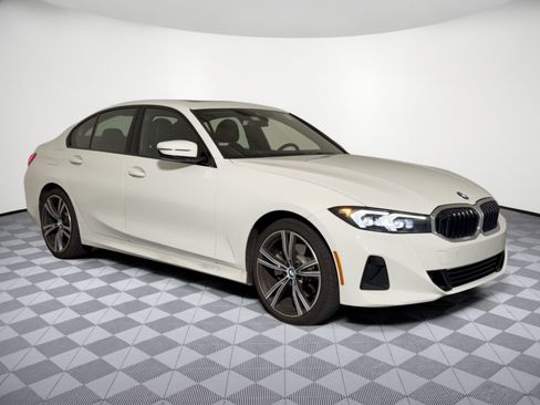 Used 2023 BMW 330i Sedan w/ Driving Assistance Package RWD image 7