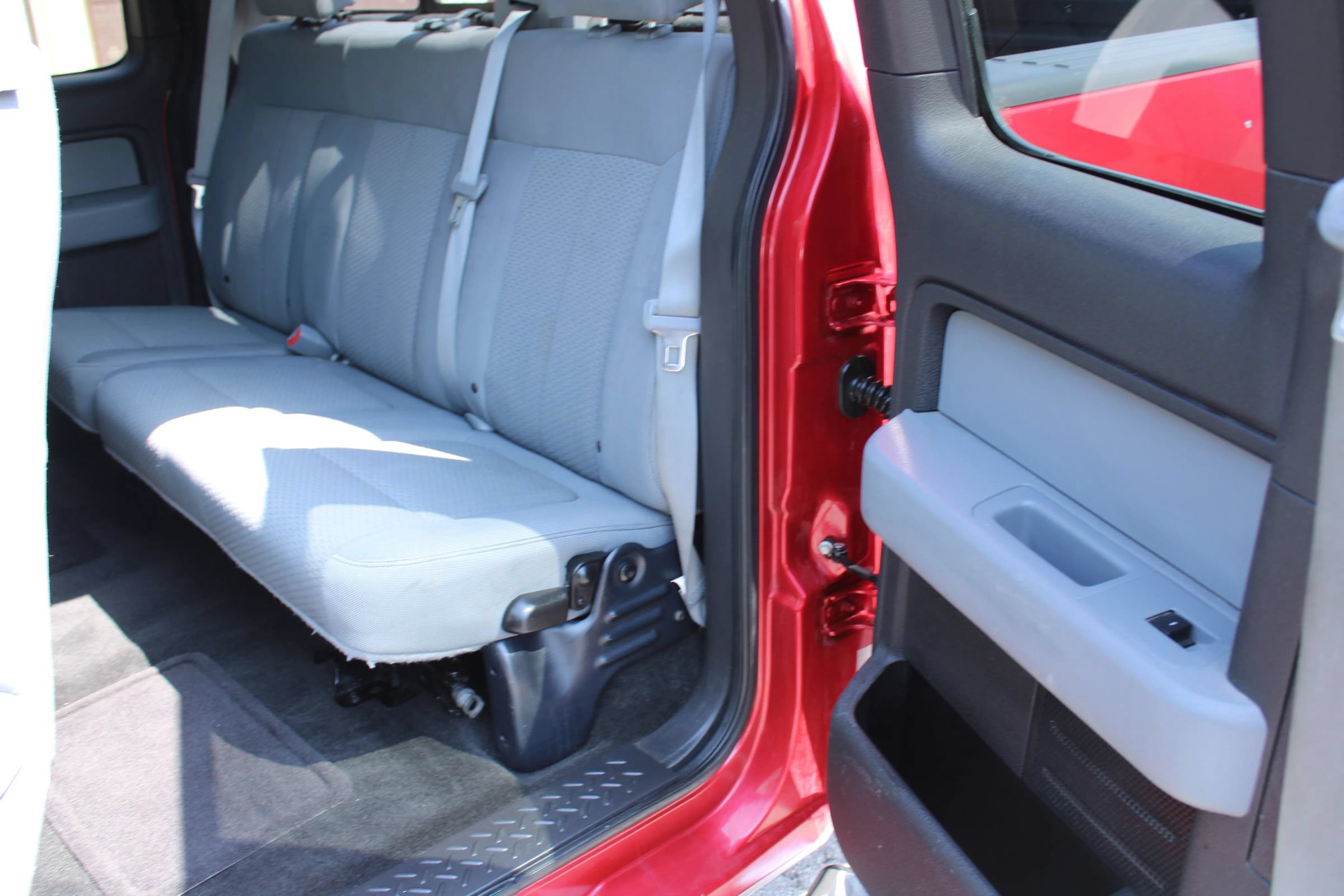 Used 2012 Ford F150 XLT w/ XLT Chrome Pkg RWD image 17