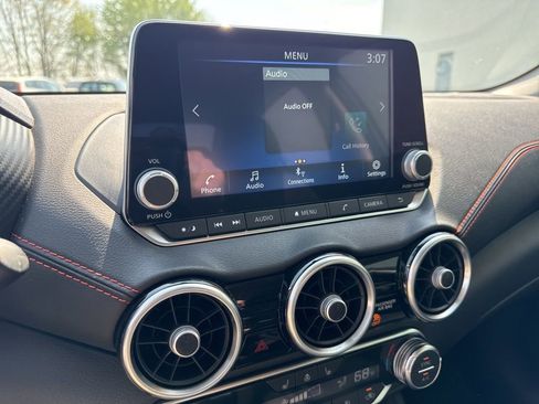 Used 2024 Nissan Sentra SR w/ SR Premium Package image 23