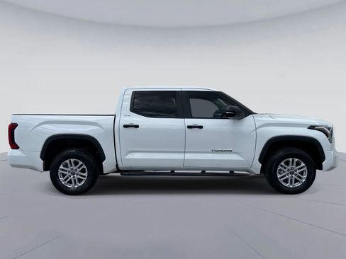Used 2024 Toyota Tundra SR5 w/ SR5 Convenience Package AWD/4WD image 2