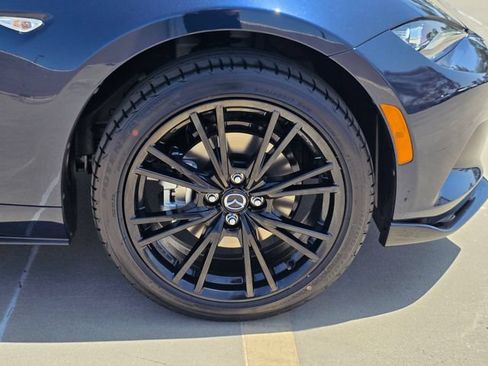 New 2026 MAZDA MX-5 Miata Club w/ Interior Package RWD image 8